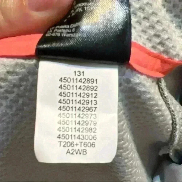 The North Face Women Lightweight Flash Dry Jacket Two Tone Gray & Pink Size L - Picture 10 of 11